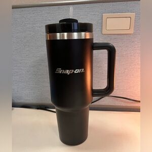 Snap-on Black 40oz Stanley Cup